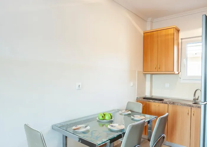 Aris 公寓 佩科霍里